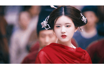 娱乐圈吃瓜爆料 赵露思,娱乐圈新晋小花,揭秘她的成长之路与绯闻风波